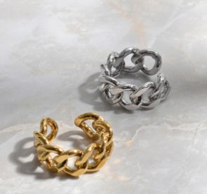 Ring chain with unique design